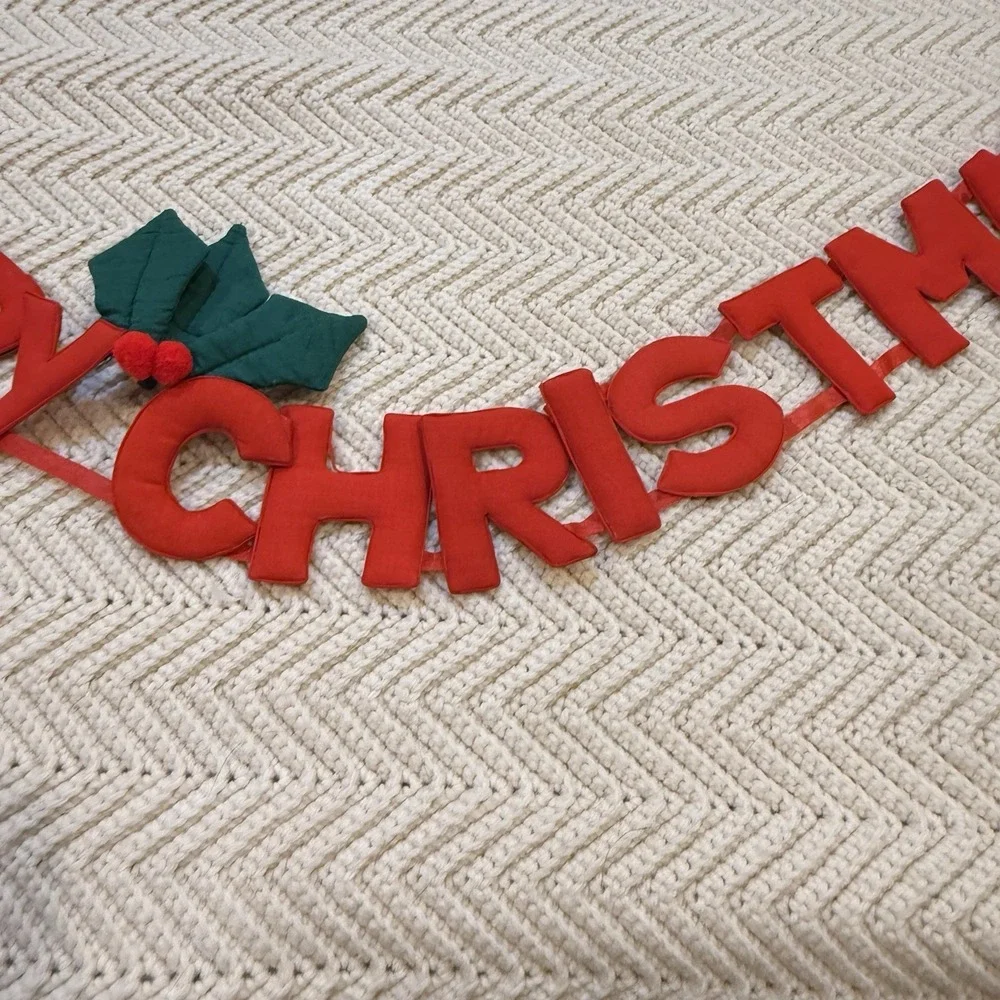 Merry Christmas Banner Garland Red Holly Vintage Retro Cotton‎ Blend Holiday